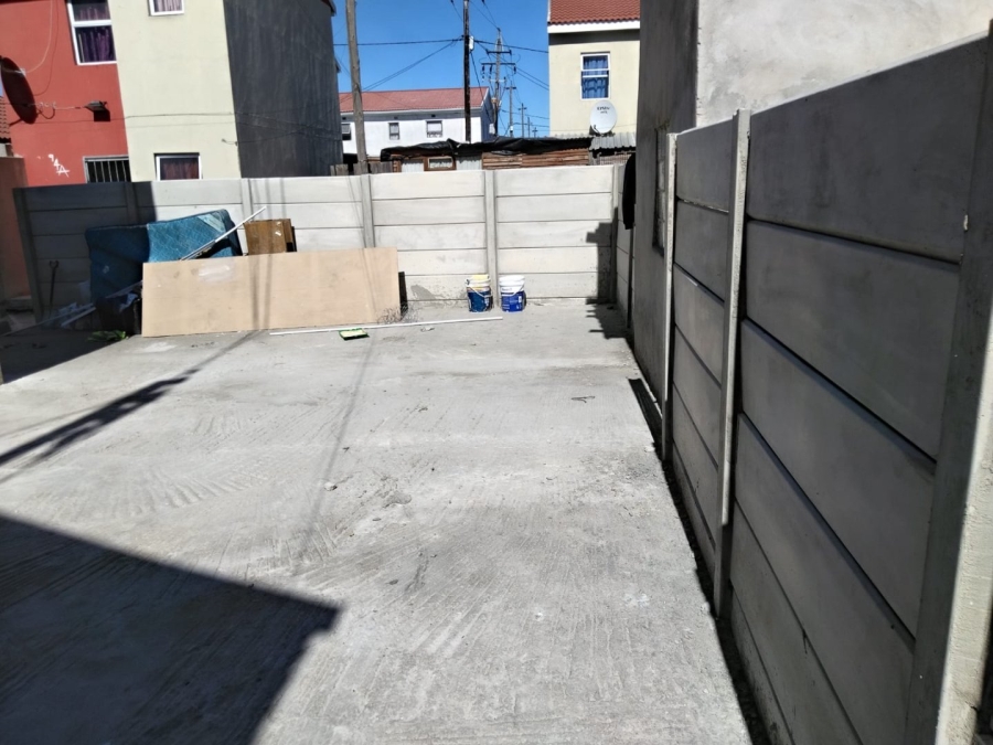 2 Bedroom Property for Sale in Delft Western Cape